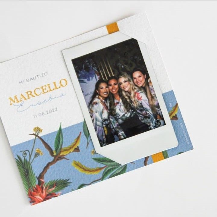 Foto polaroid com moldura